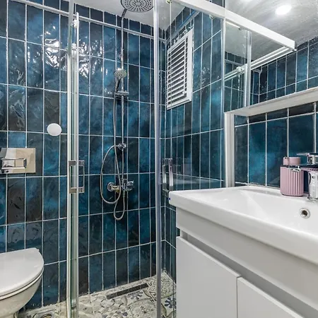 Cozy And Compact Flat In Sisli * 이스탄불